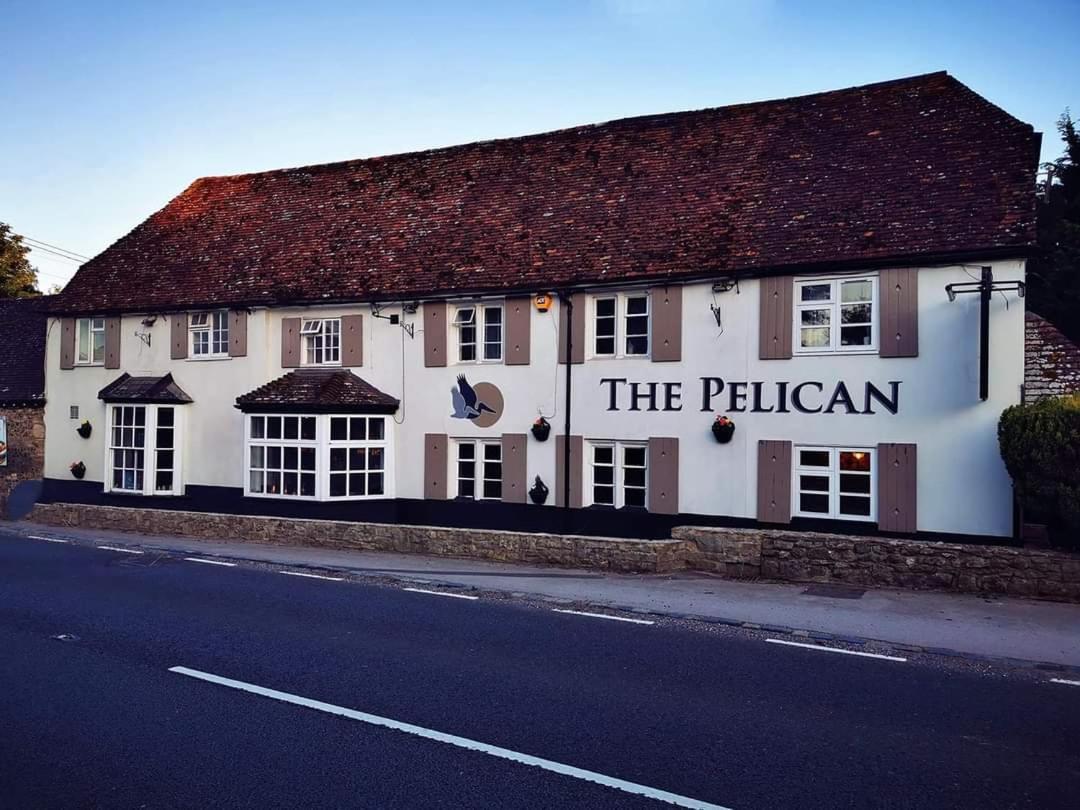 The Pelican Inn Stapleford  Extérieur photo